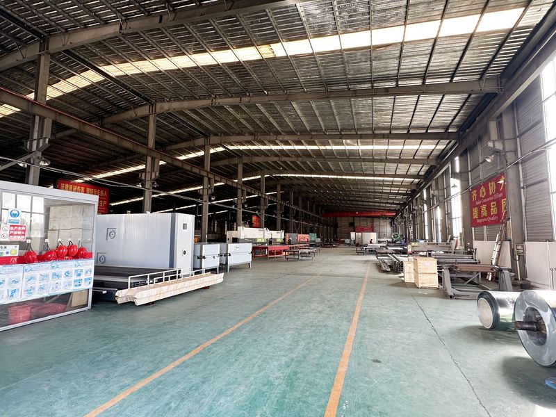 Zhejiang Huier Coating Environmental Protection Equipment Co., Ltd linha de produção do fabricante