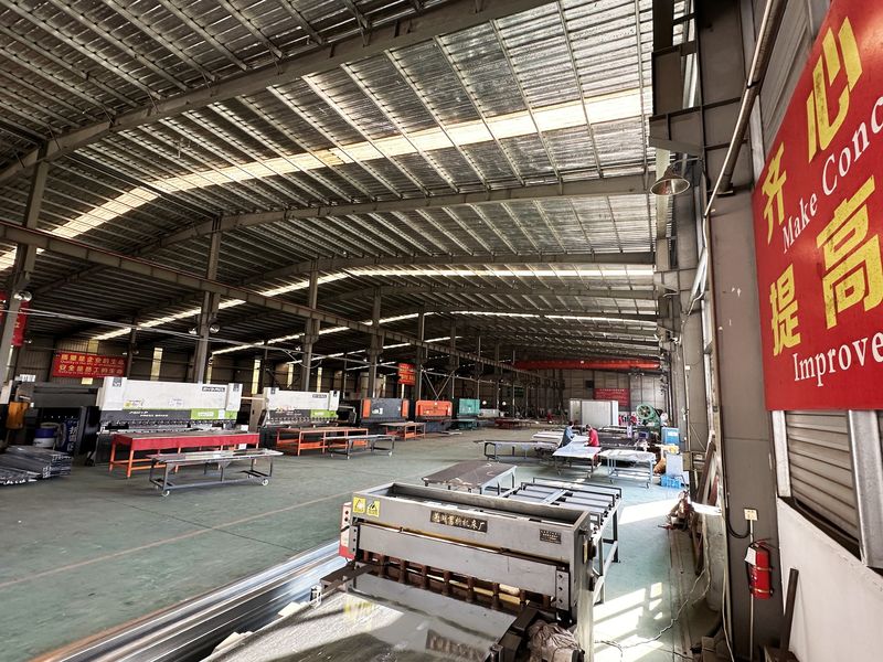 Zhejiang Huier Coating Environmental Protection Equipment Co., Ltd linha de produção do fabricante