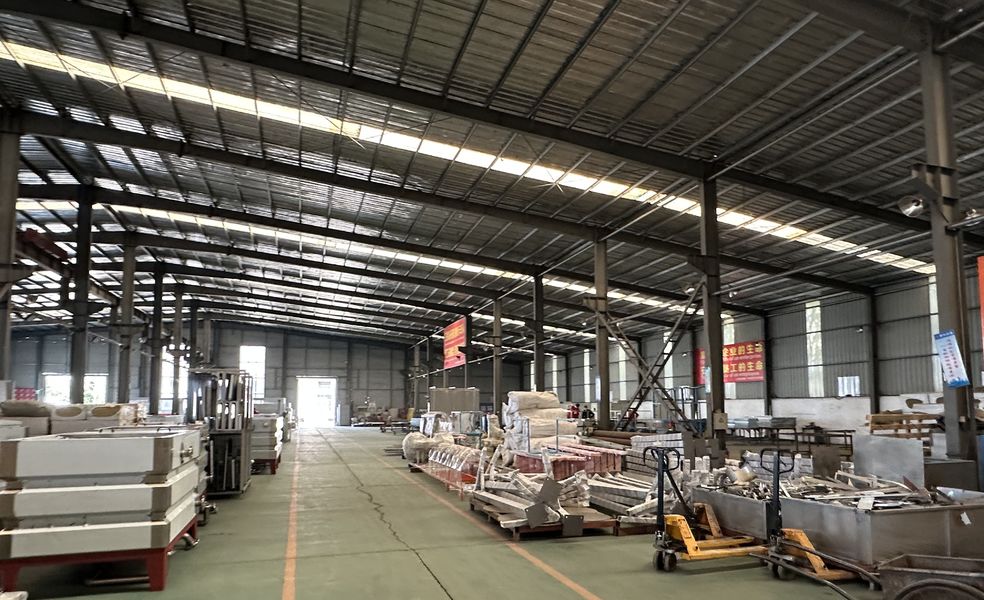 Zhejiang Huier Coating Environmental Protection Equipment Co., Ltd linha de produção do fabricante